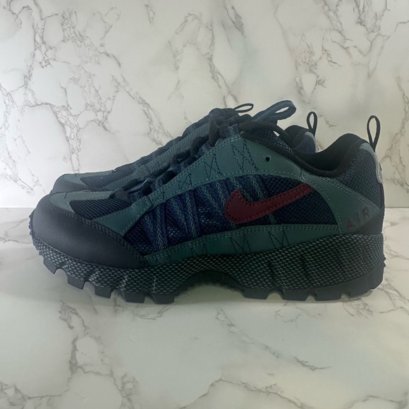 Nike Men's Blue and Black Sneakers - Picture 3 of 6